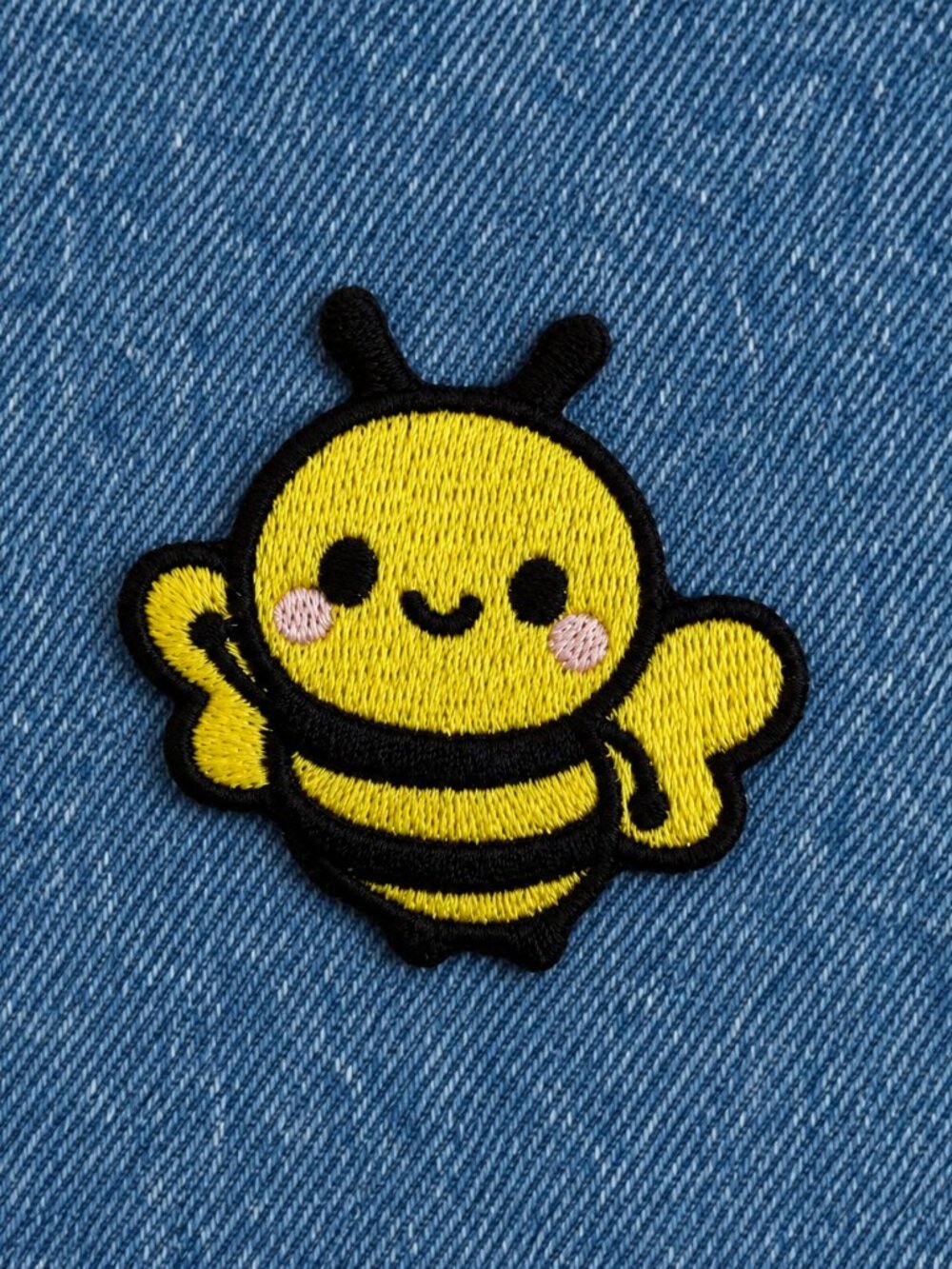 ✨3/$20✨Bumblebee Wave Embroidered Patch